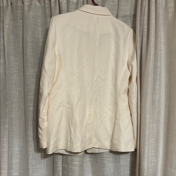 Loft Cream Blazer - Picture 3 of 3